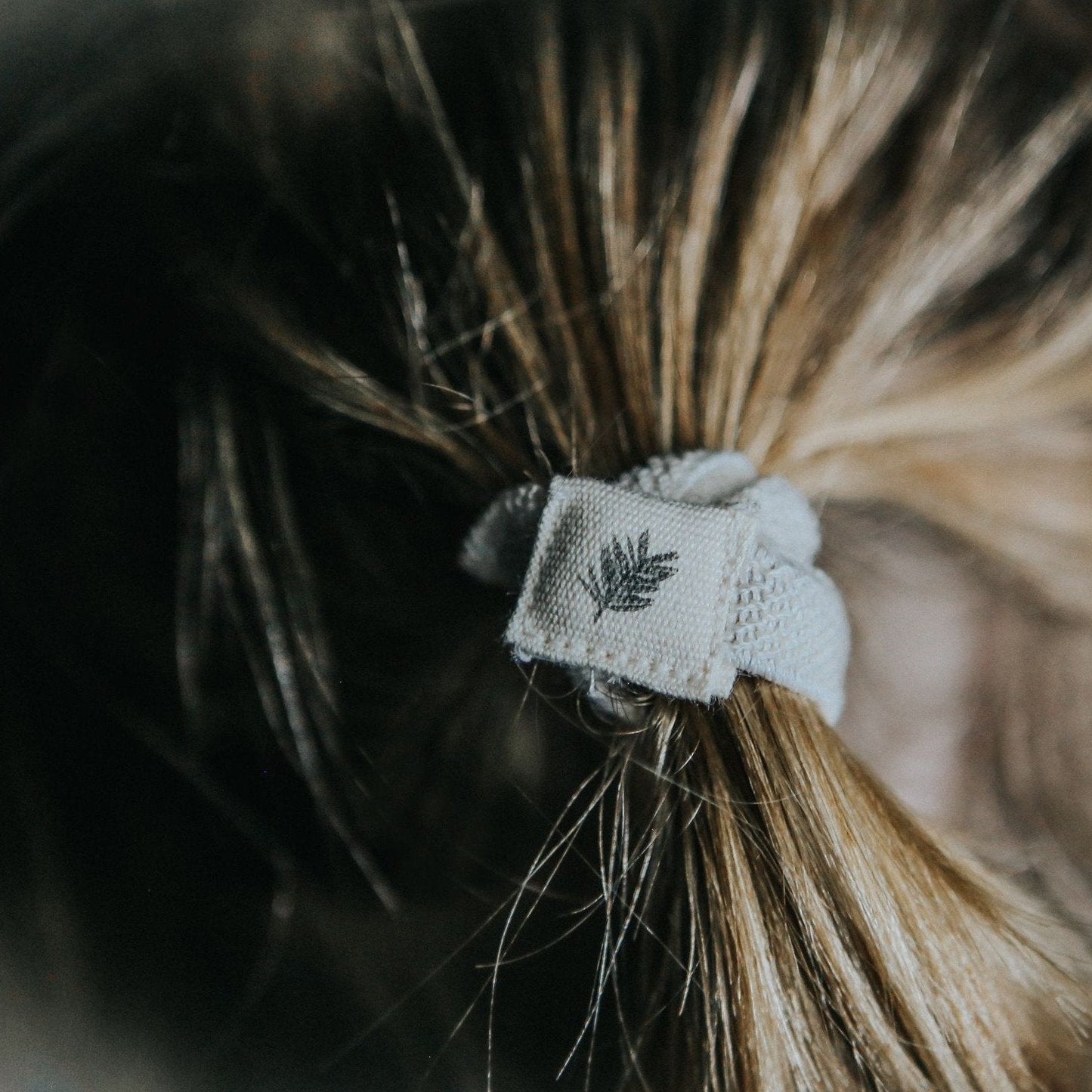 Wild & Stone Plastic Free Hair Ties - 6 Pack - Natural