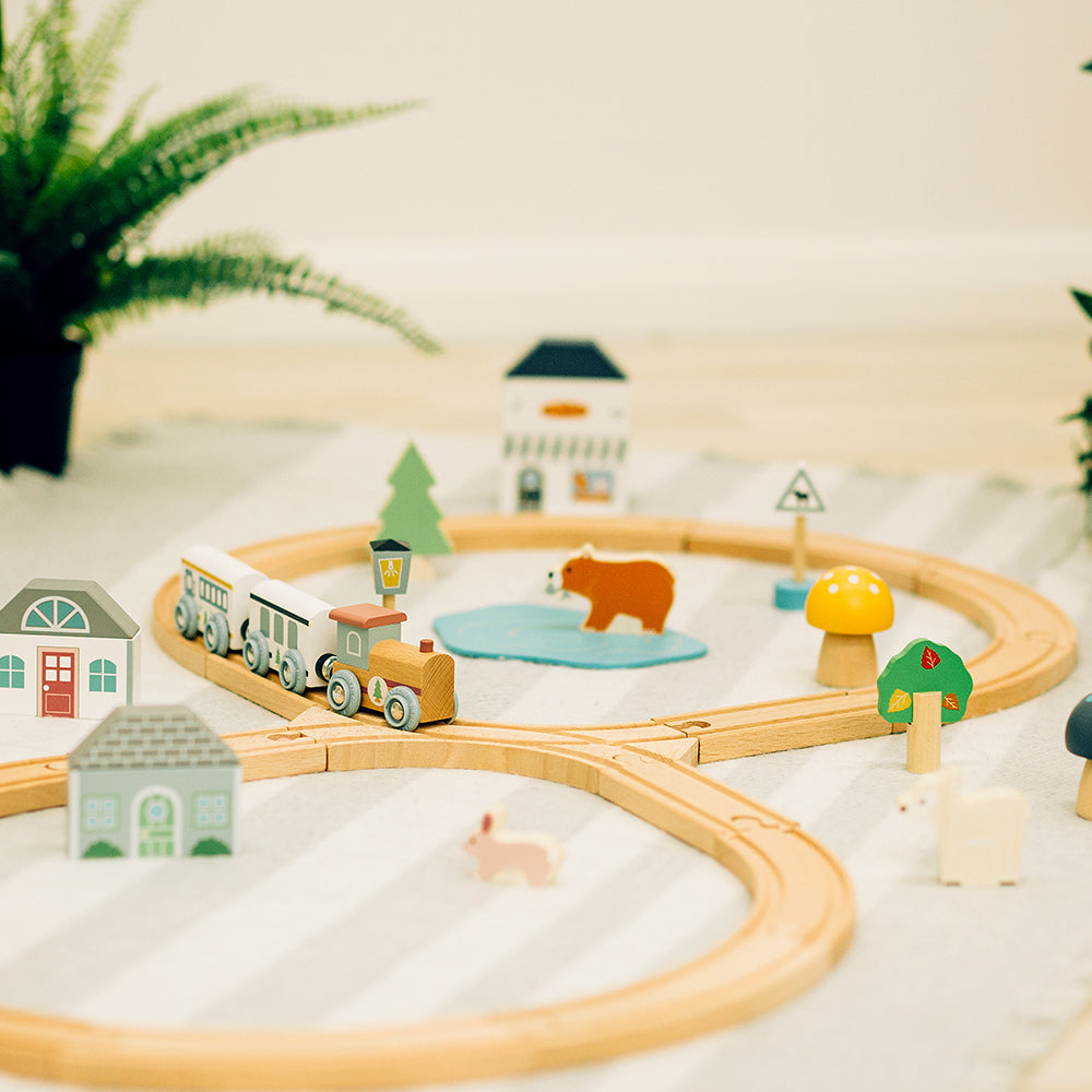 Bigjigs Wooden Train Set - Woodland Animals