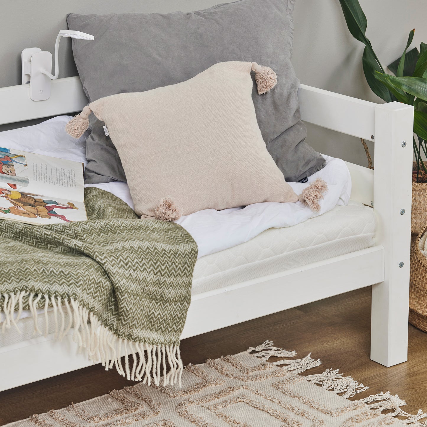 Hoppekids Eco Luxury Junior Bed - 70 x 160 cm - White