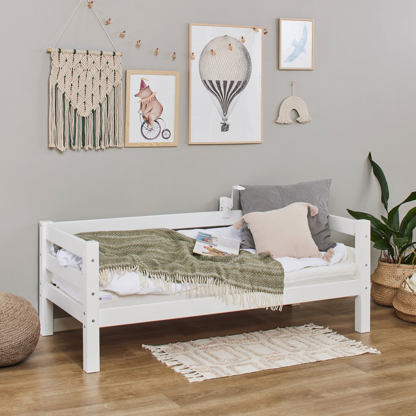 Hoppekids Eco Luxury Junior Bed - 70 x 160 cm - White