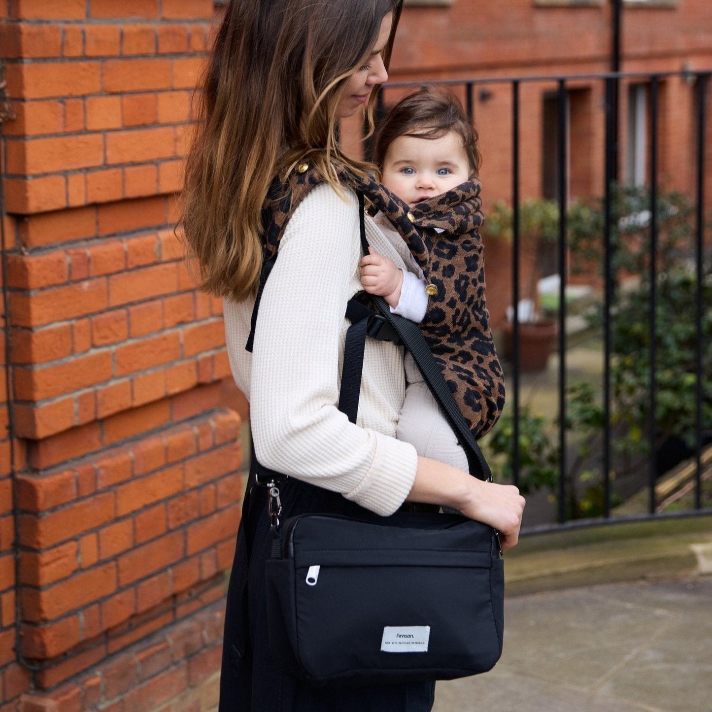 Finnsøn FRIDA Eco Stroller Organiser With Clips - Black