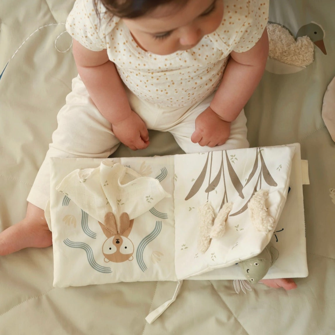 Avery Row Baby Fabric Book - Tales of the Riverbank