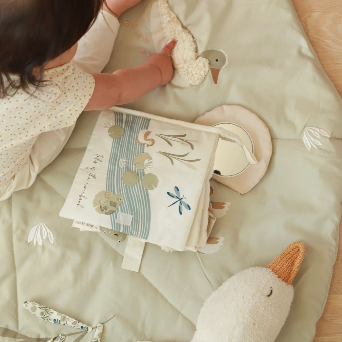 Avery Row Baby Fabric Book - Tales of the Riverbank