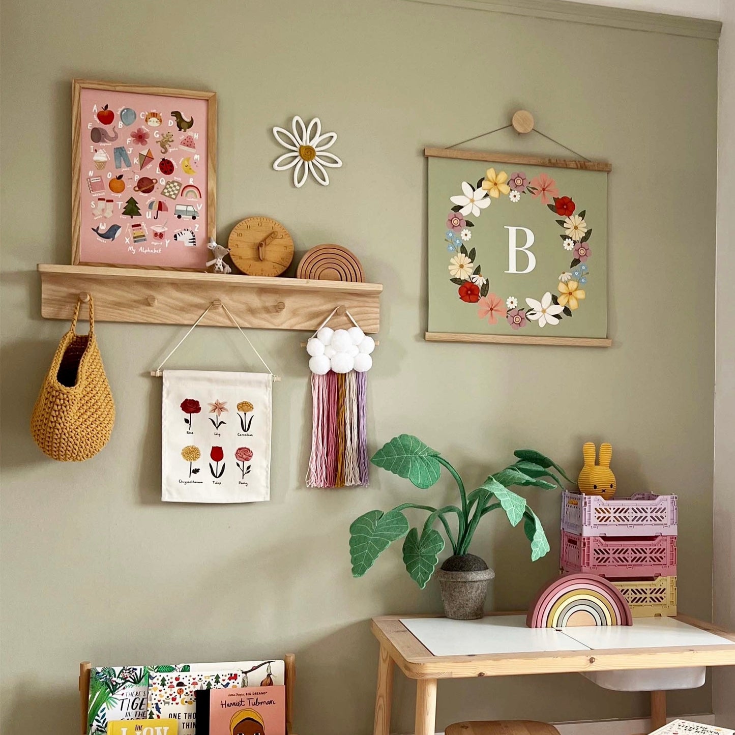 Flowers Mini Hanger by Kid of the Village