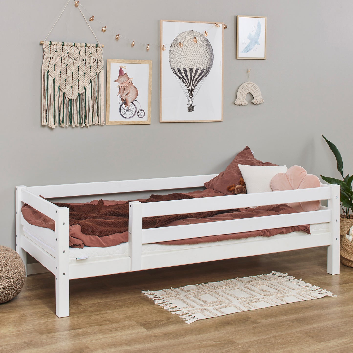 Hoppekids Eco Luxury Junior Bed - 90 x 200 cm - White