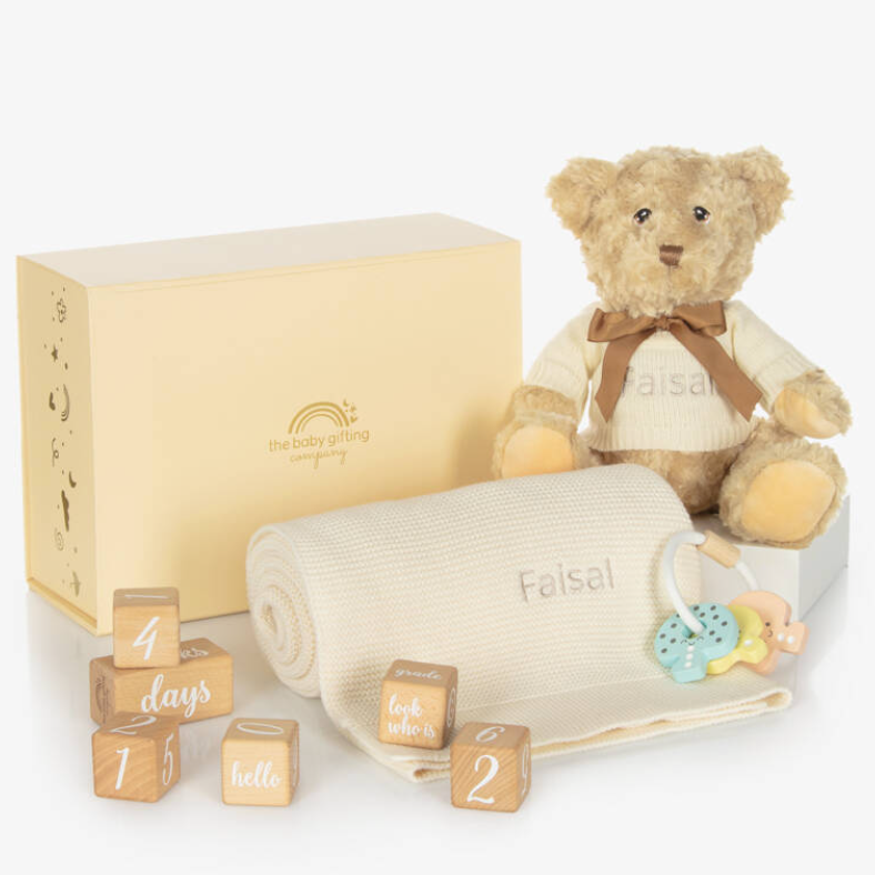 Milestone Snuggles Personalised Baby Gift Set by The Baby Gifting Co.