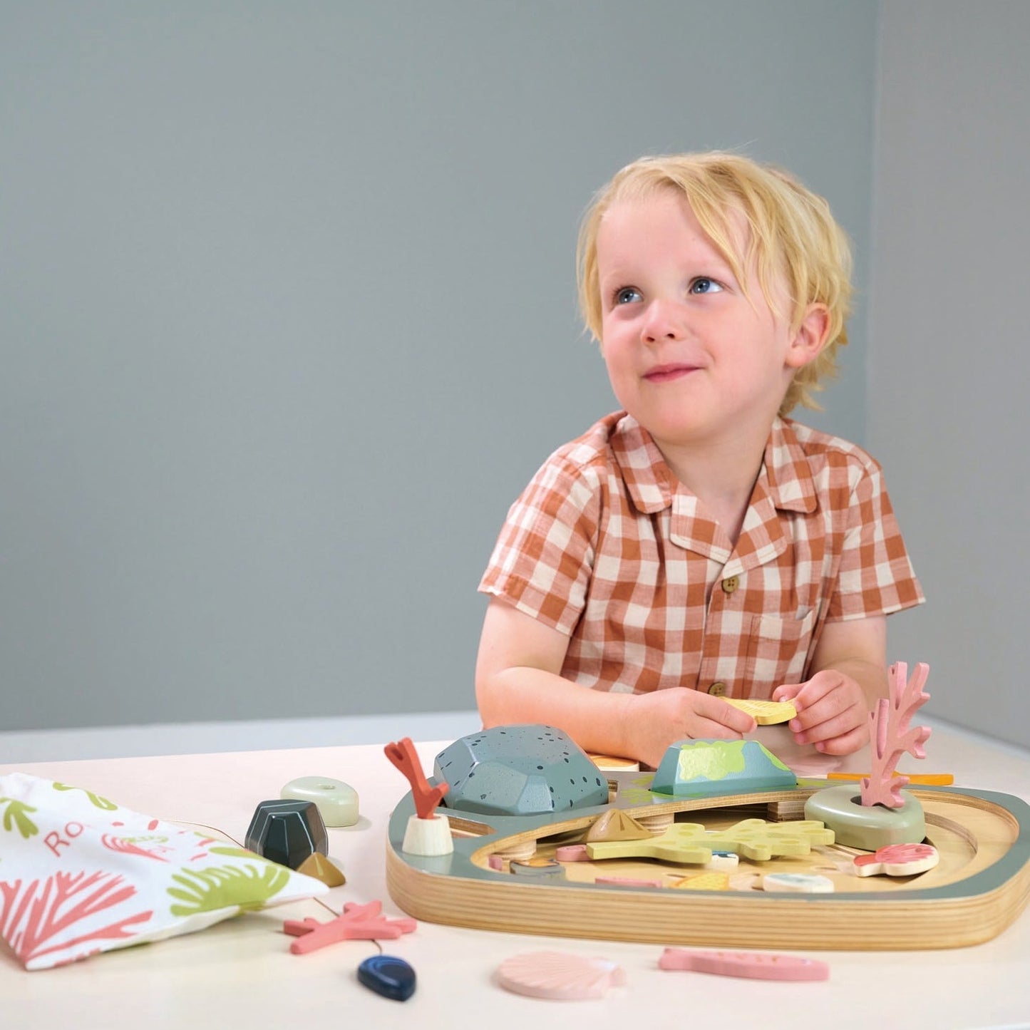 Tender Leaf Toys Wooden My Little Rock Pool Playset