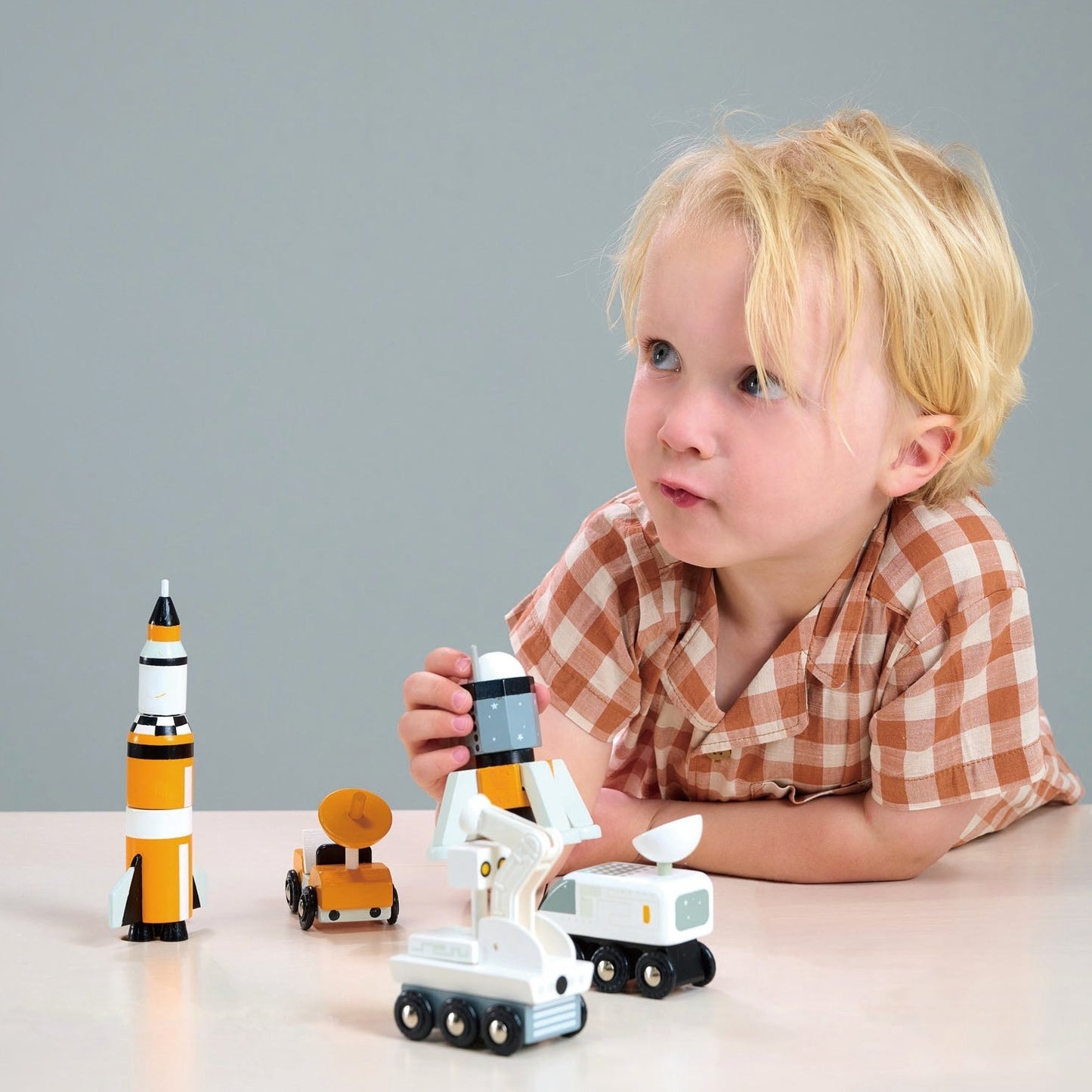Tender Leaf Toys Wooden Space Voyager Playset