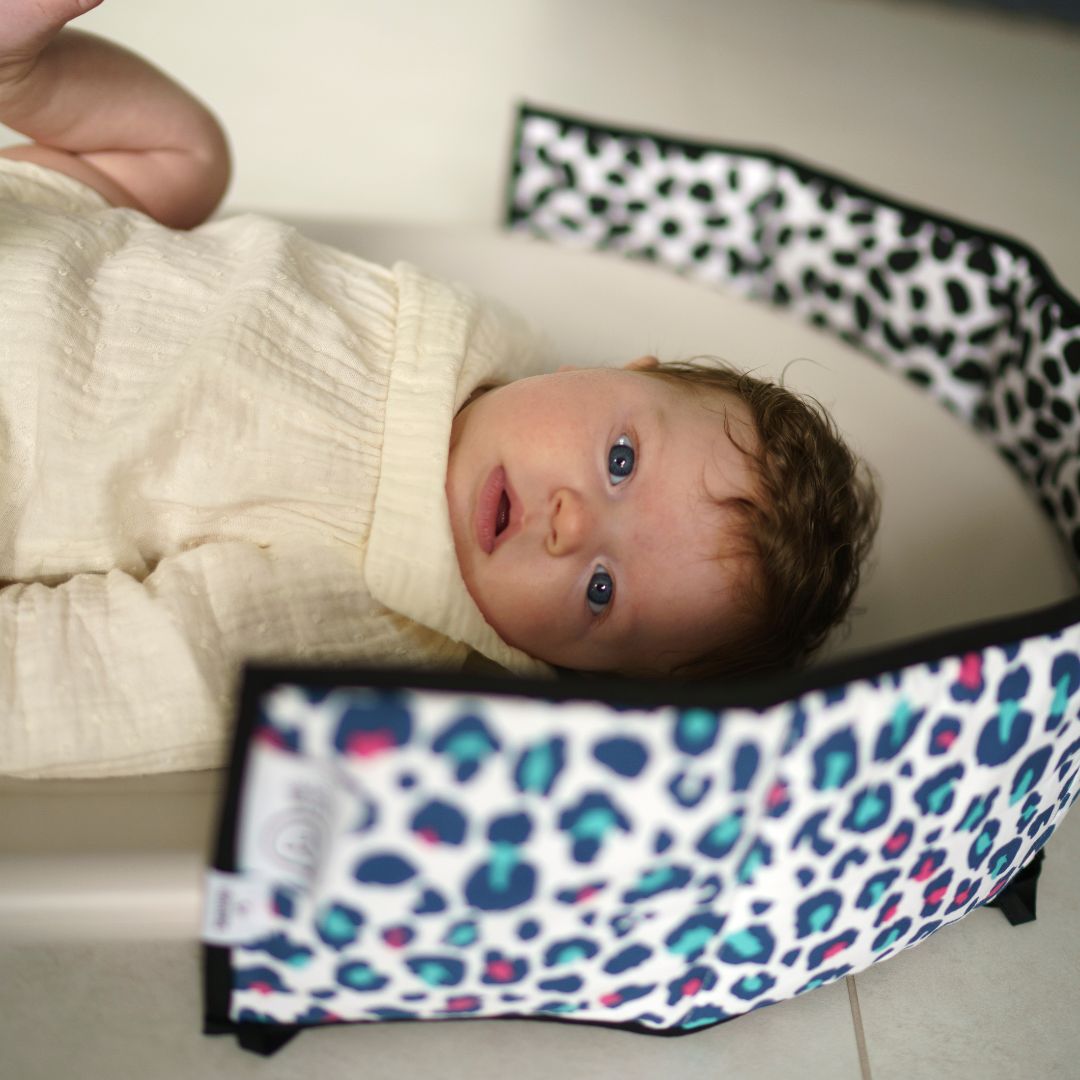 Etta Loves Reversible Baby Sensory Strip - Animal Print