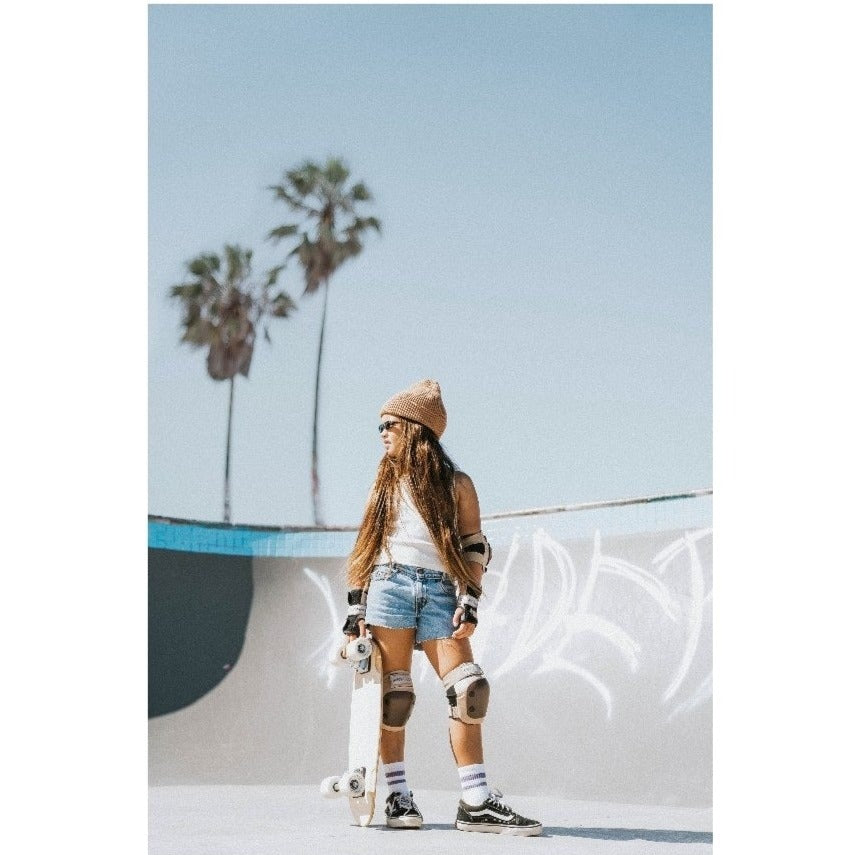 Banwood Skateboard + Protective Gear - Cream