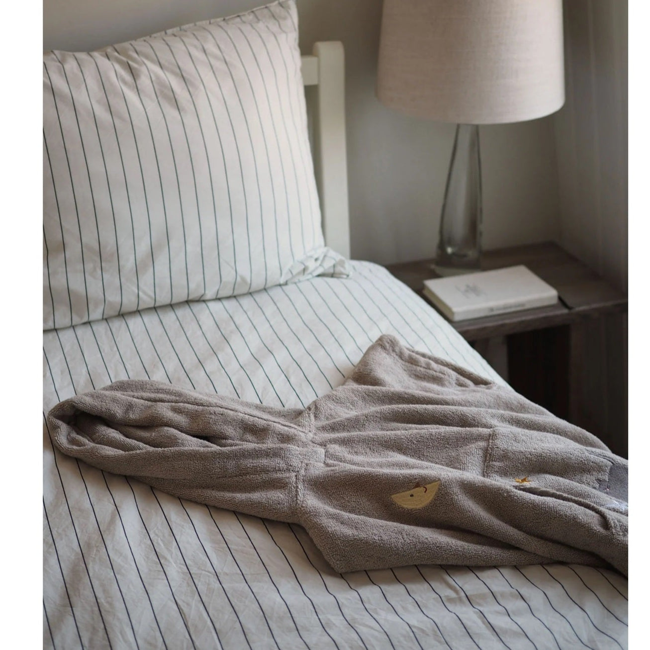 Dear April Puk Bath Poncho - Embroidered Terry - Moon Cat