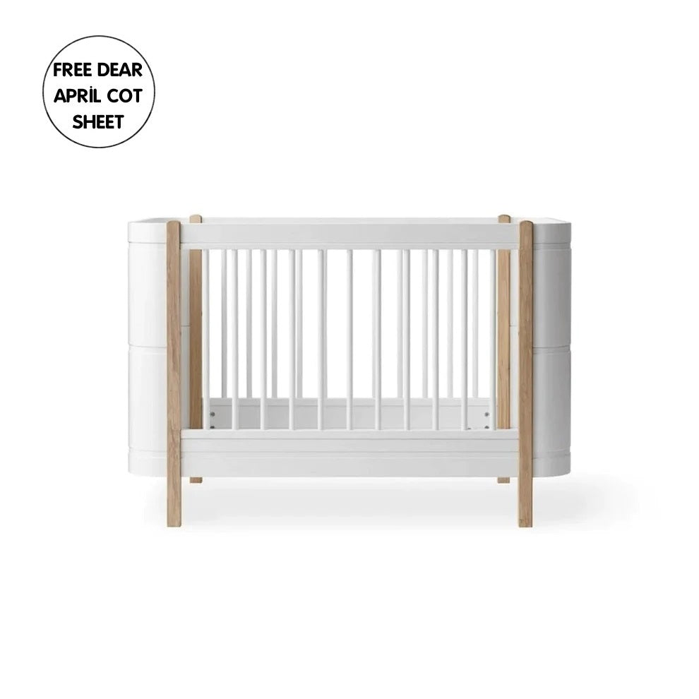 Oliver Furniture Wood Mini+ Cot Bed Excl. Junior Kit - White/Oak
