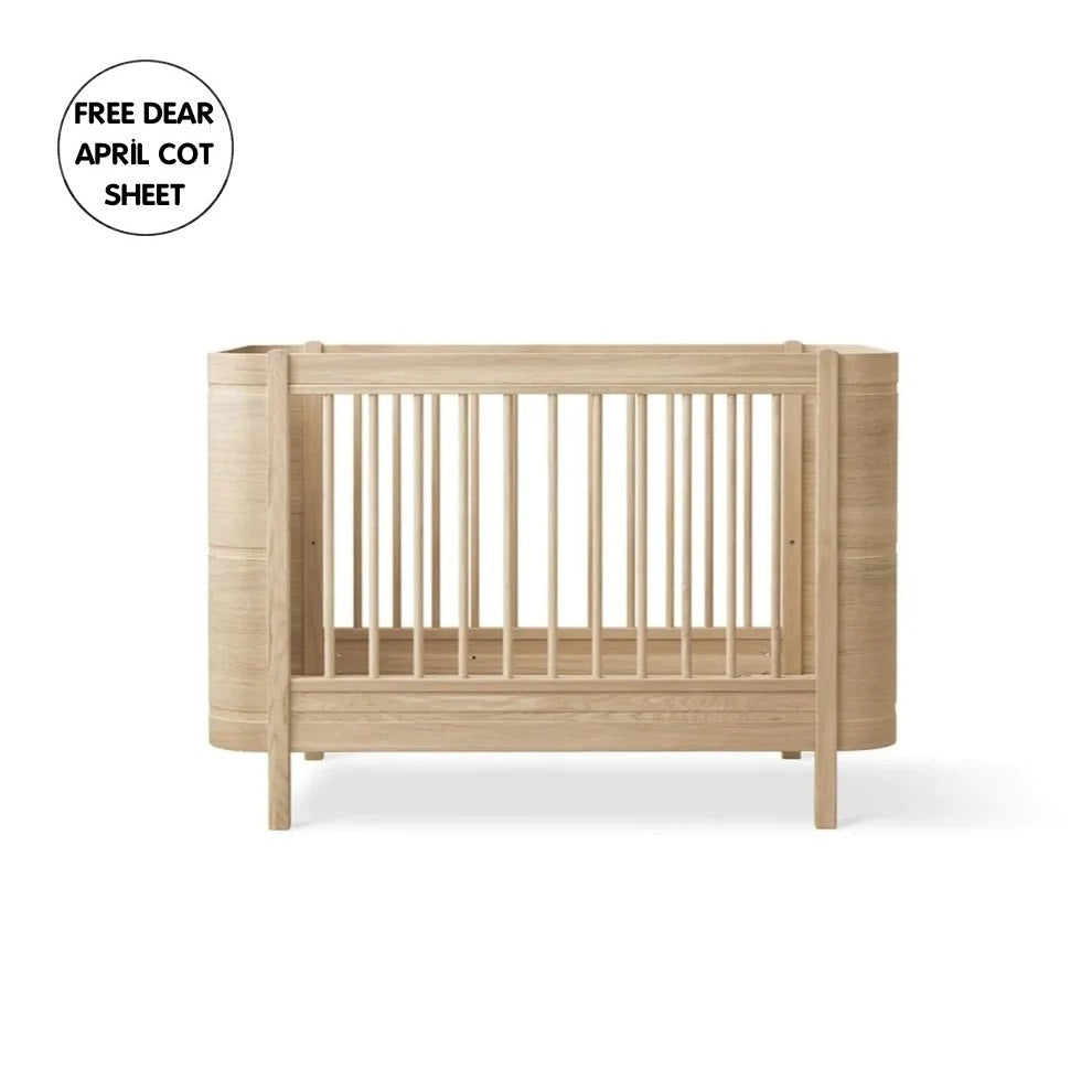 Oliver Furniture Wood Mini+ Cot Bed Incl. Junior Kit - Oak