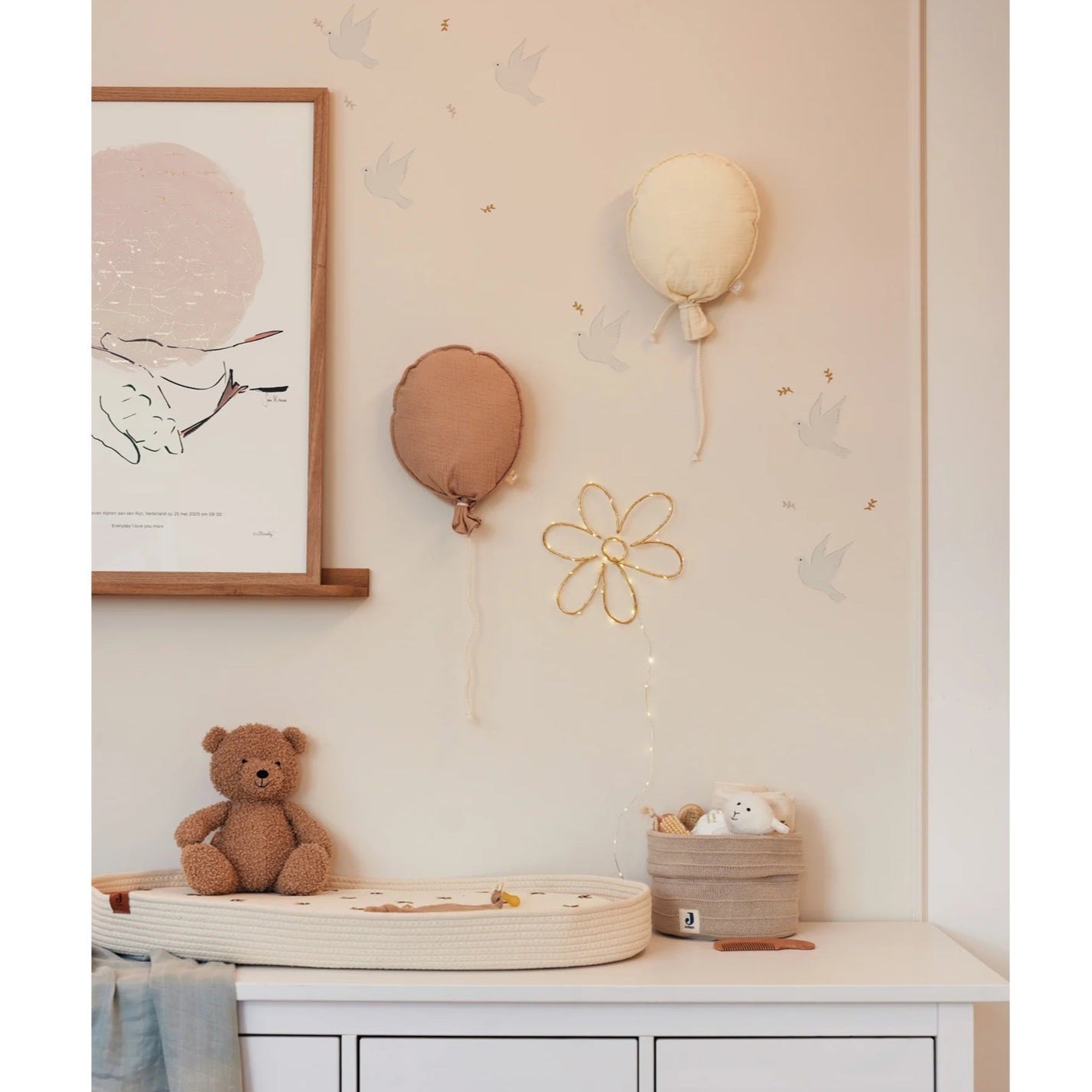 Jollein cotton Balloon Wall Decoration - Biscuit