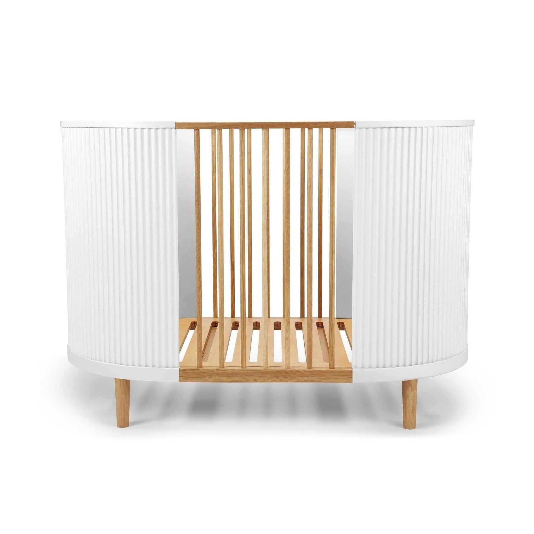 Kas Kopenhagen Kai Baby Cot - White Oak