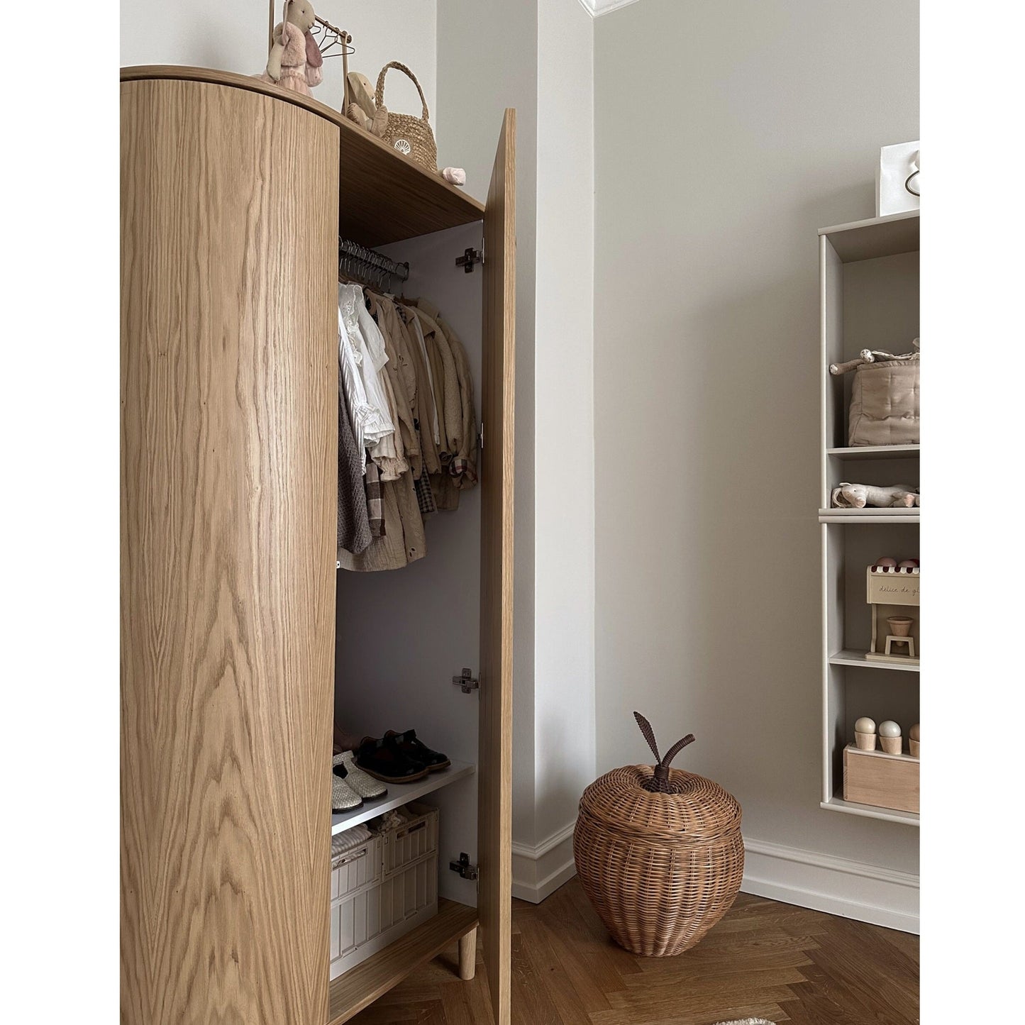 Kas Kopenhagen Kai Wardrobe - Natural Oak
