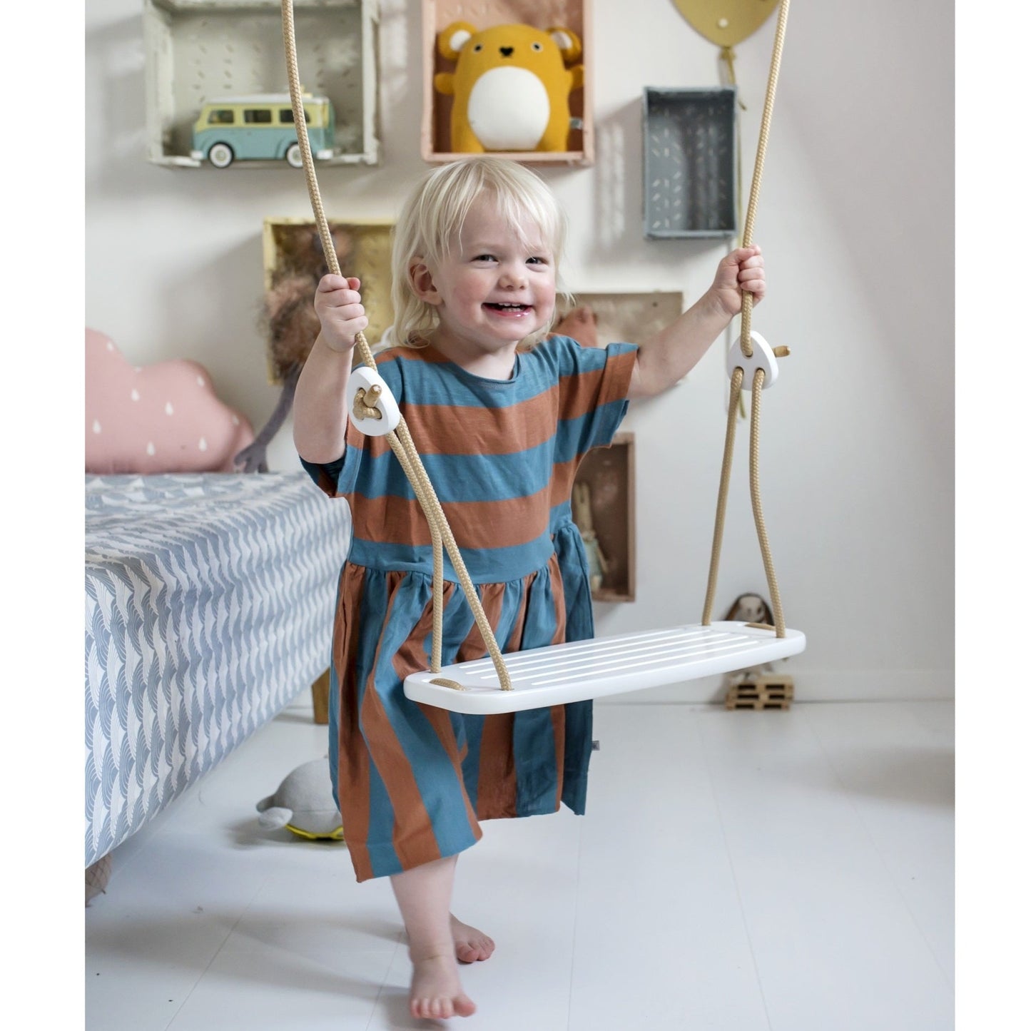 Lillagunga Classic Wooden Indoor Swing - White Birch