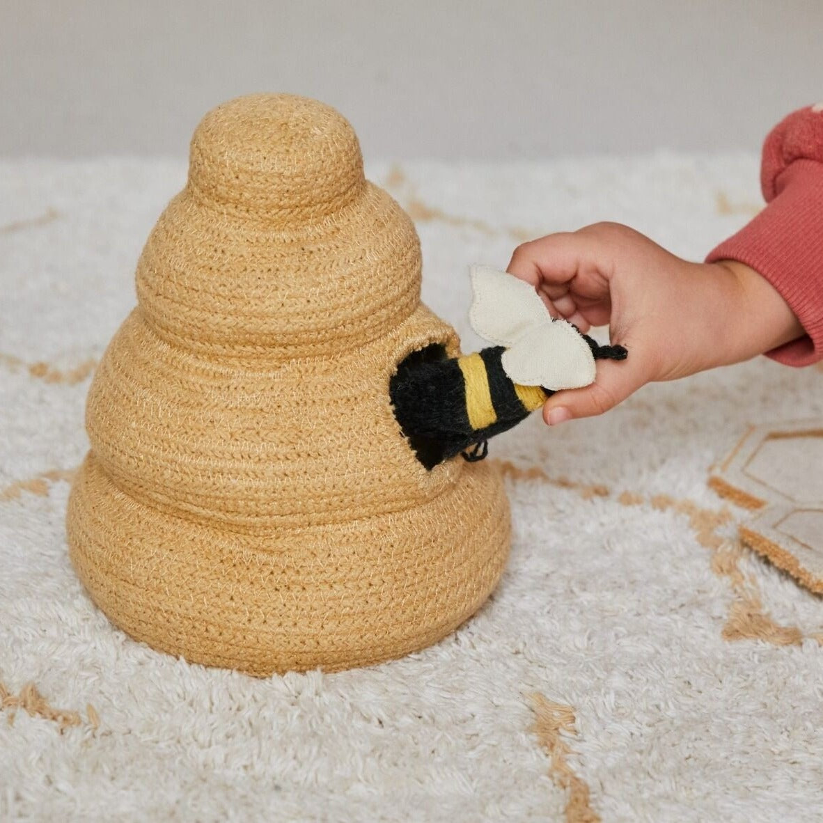 Lorena Canals Washable Play Rug - Pollination