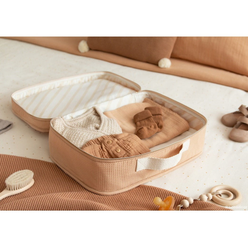 Nobodinoz Victoria Baby Maternity Suitcase - Nude