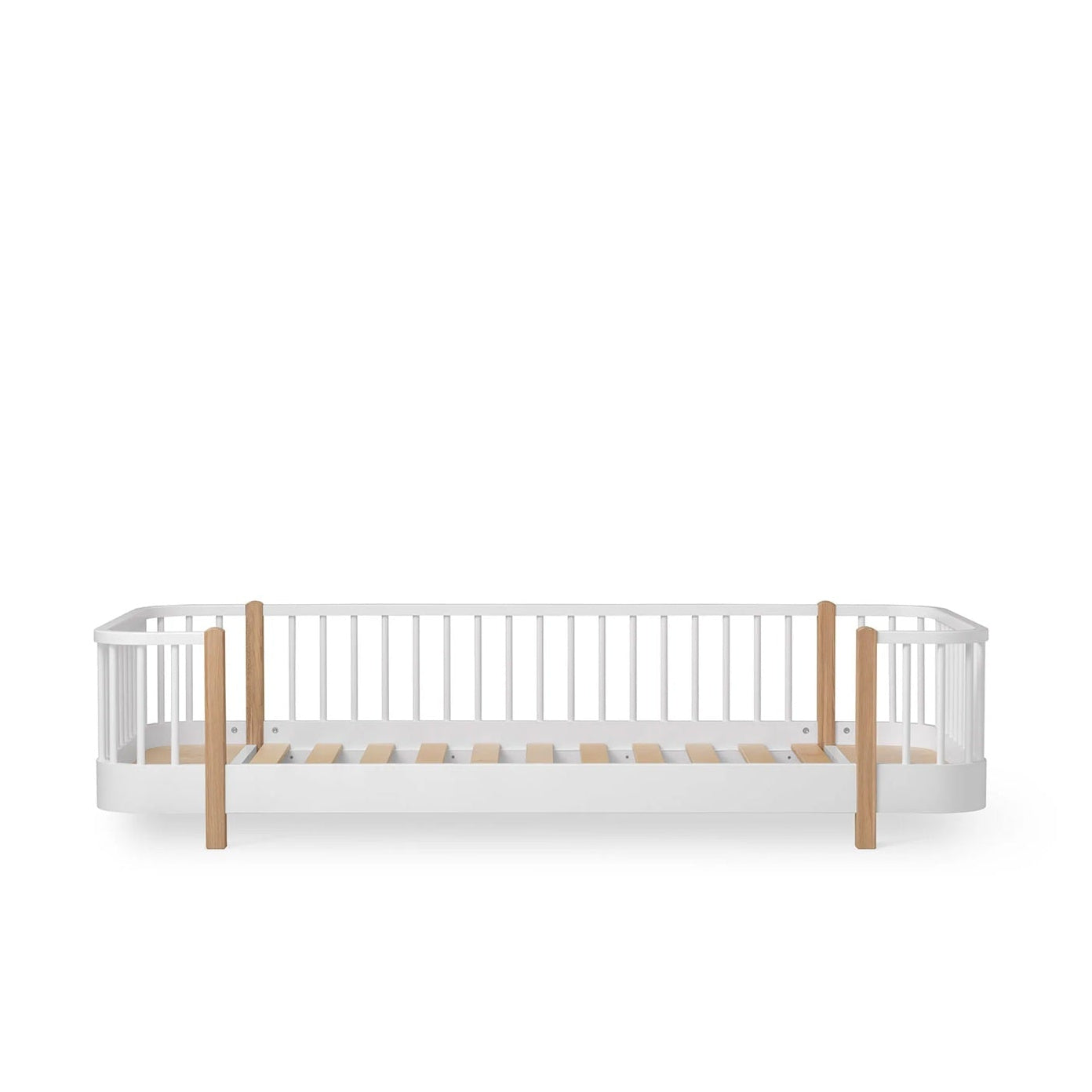 Oliver Furniture Wood Original Floor Bed - White/Oak