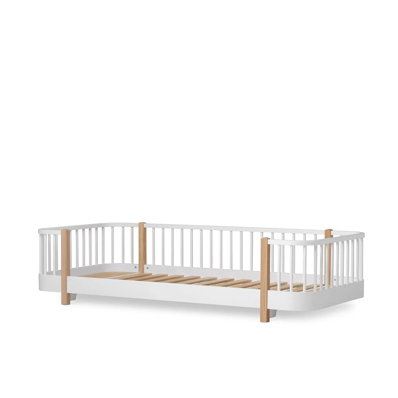 Oliver Furniture Wood Original Floor Bed - White/Oak