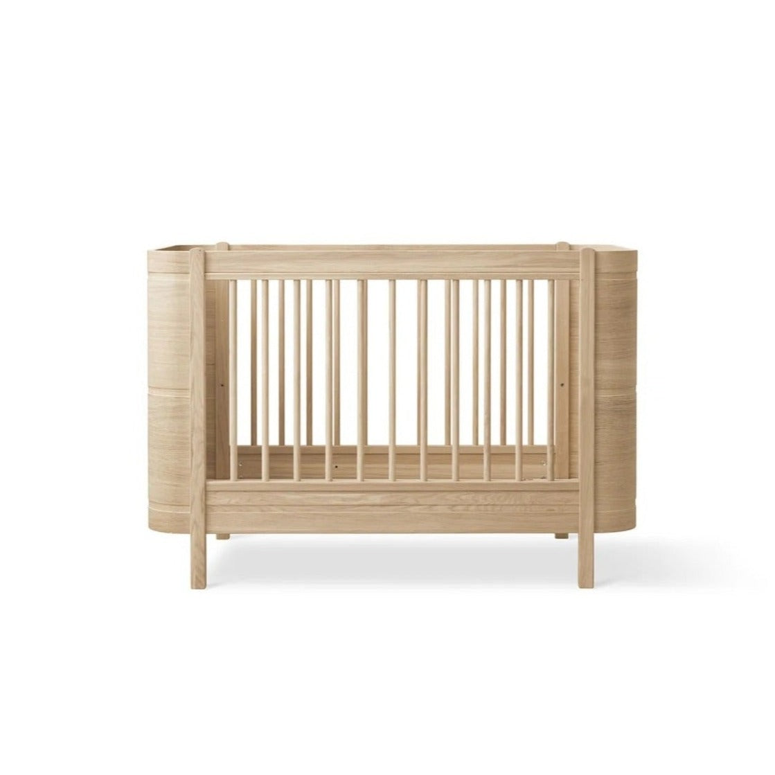 Oliver Furniture Wood Mini+ Cot Bed Incl. Junior Kit - Oak