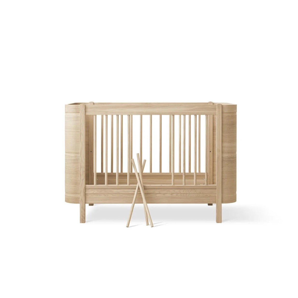 Oliver Furniture Wood Mini+ Cot Bed Incl. Junior Kit - Oak
