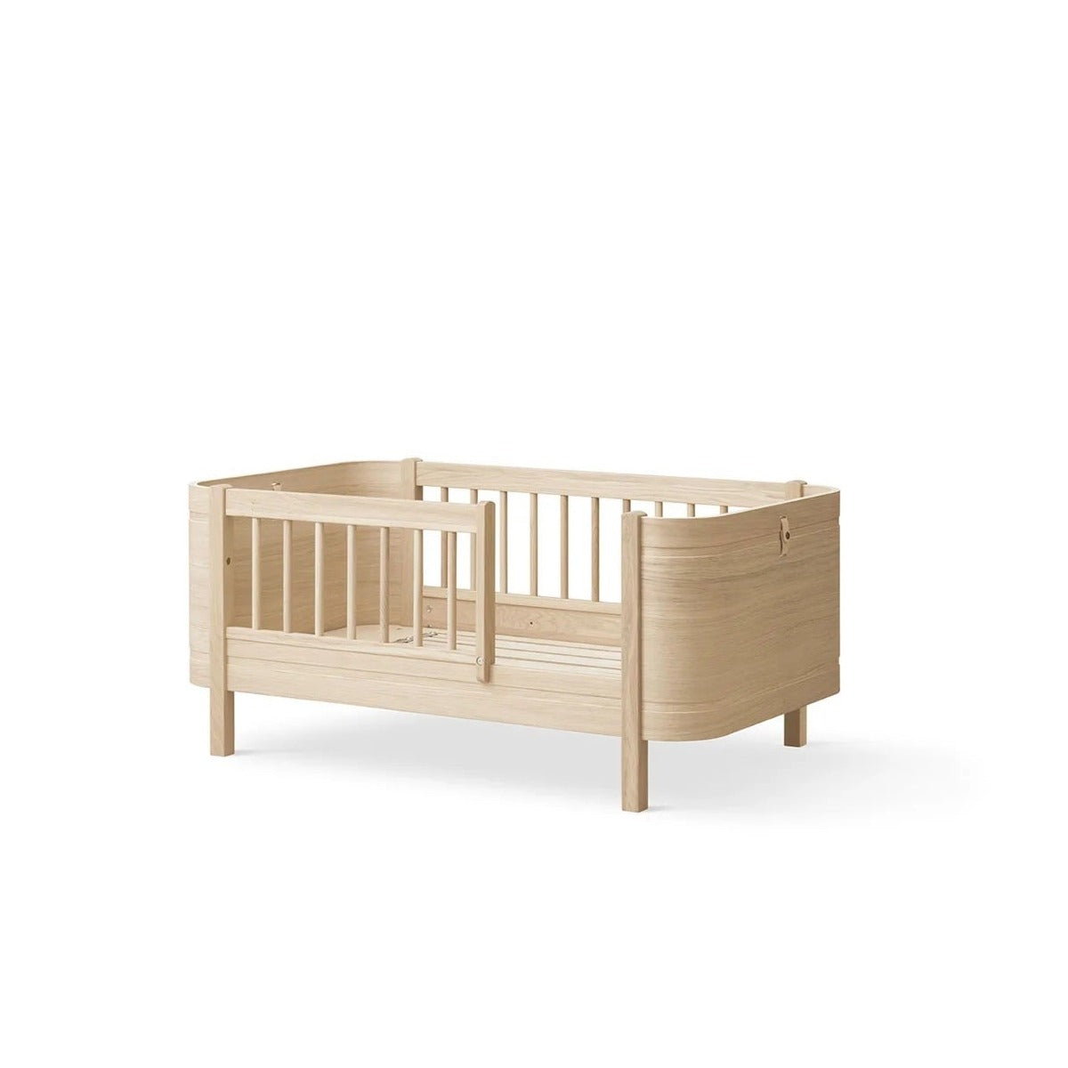 Oliver Furniture Wood Mini+ Cot Bed Incl. Junior Kit - Oak