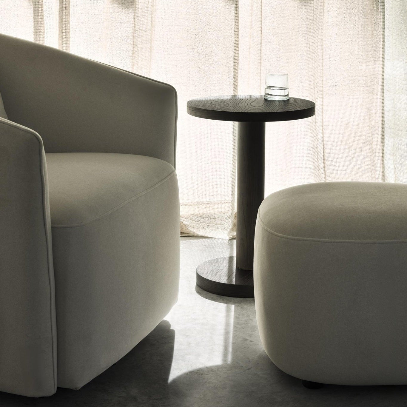 Quax Gomi Ottoman - Mohair Beige