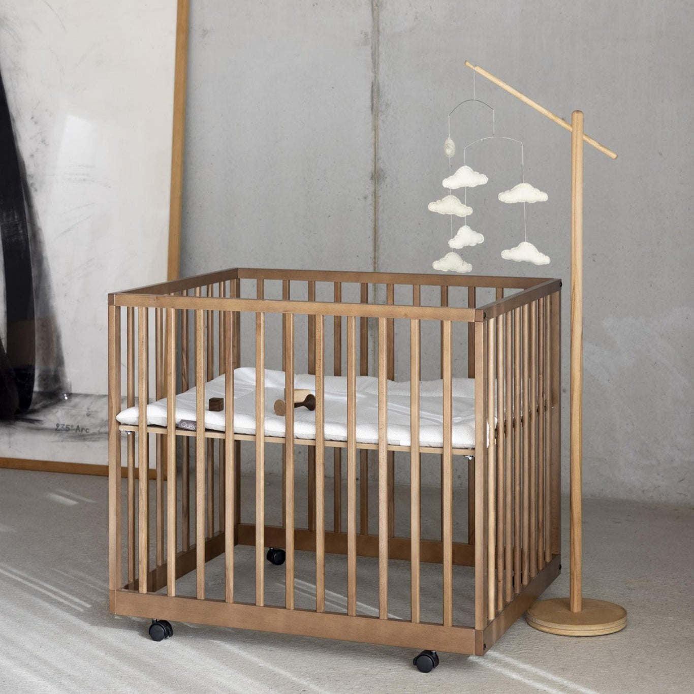 Quax Wooden Mobile Stand