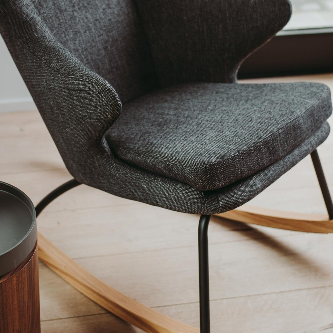 Quax De Luxe Adult Rocking Nursing Chair - Black