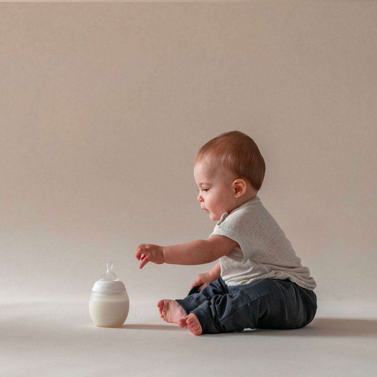Elhee Silicone Baby Bottle - Milk (2 Sizes)