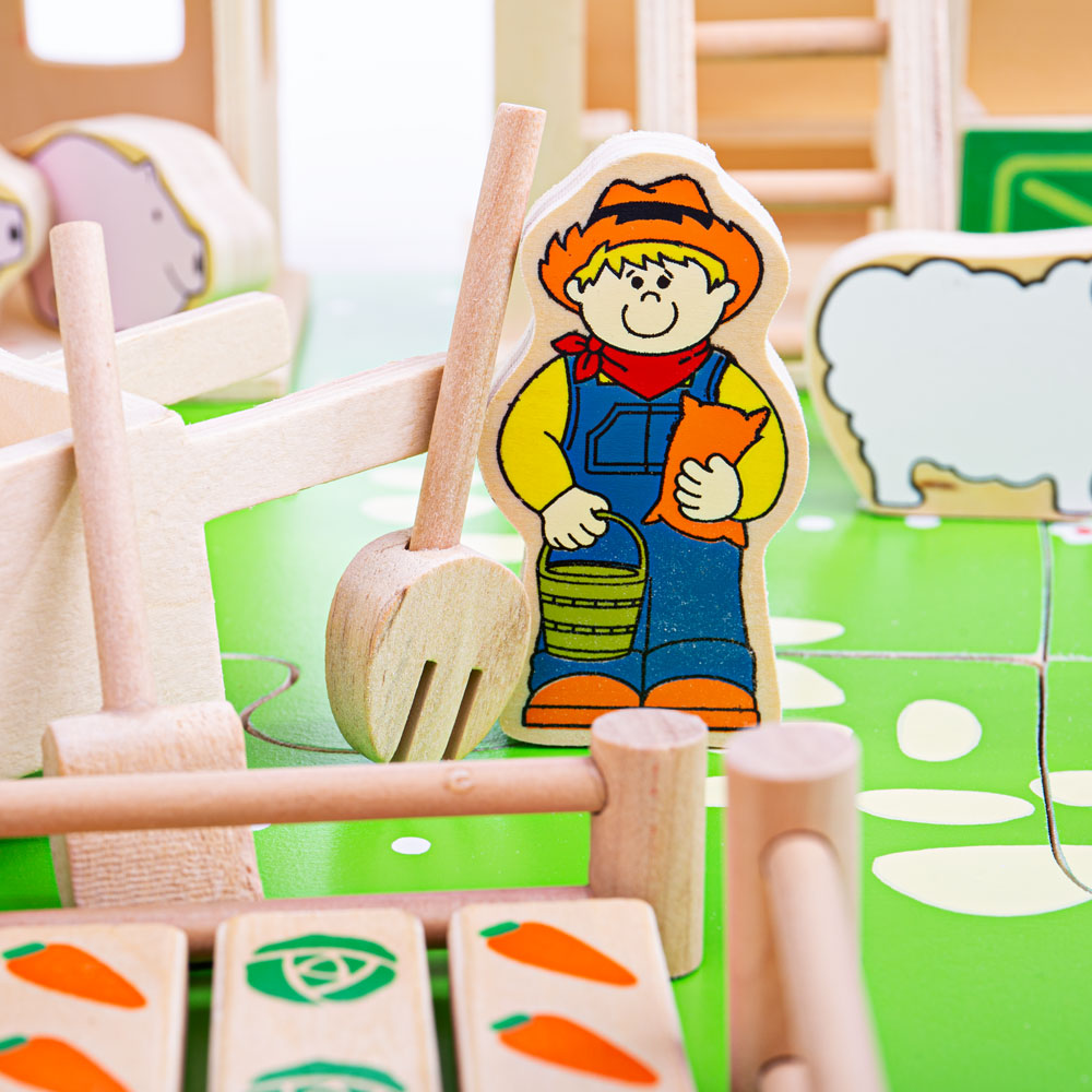Bigjigs Wooden Play Farm Set