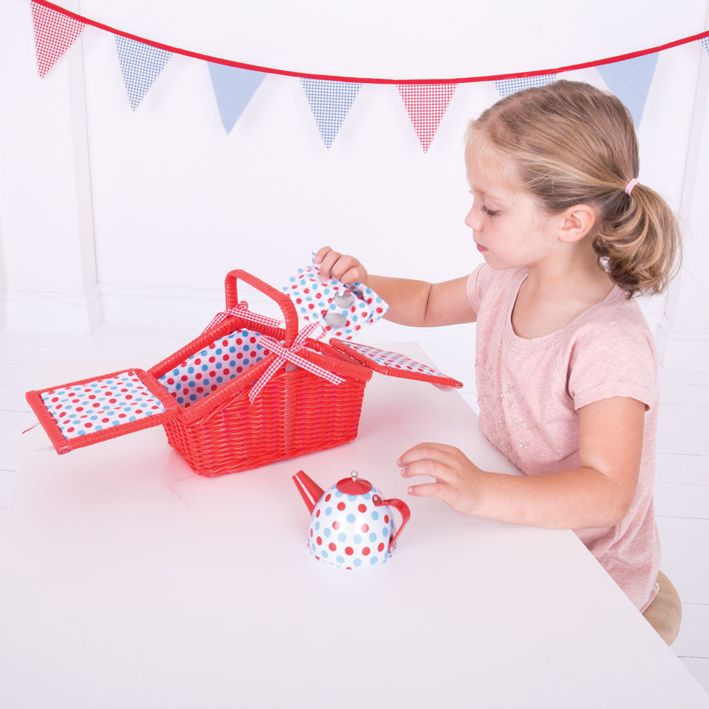 Bigjigs Spotted Tea Basket Toy Set