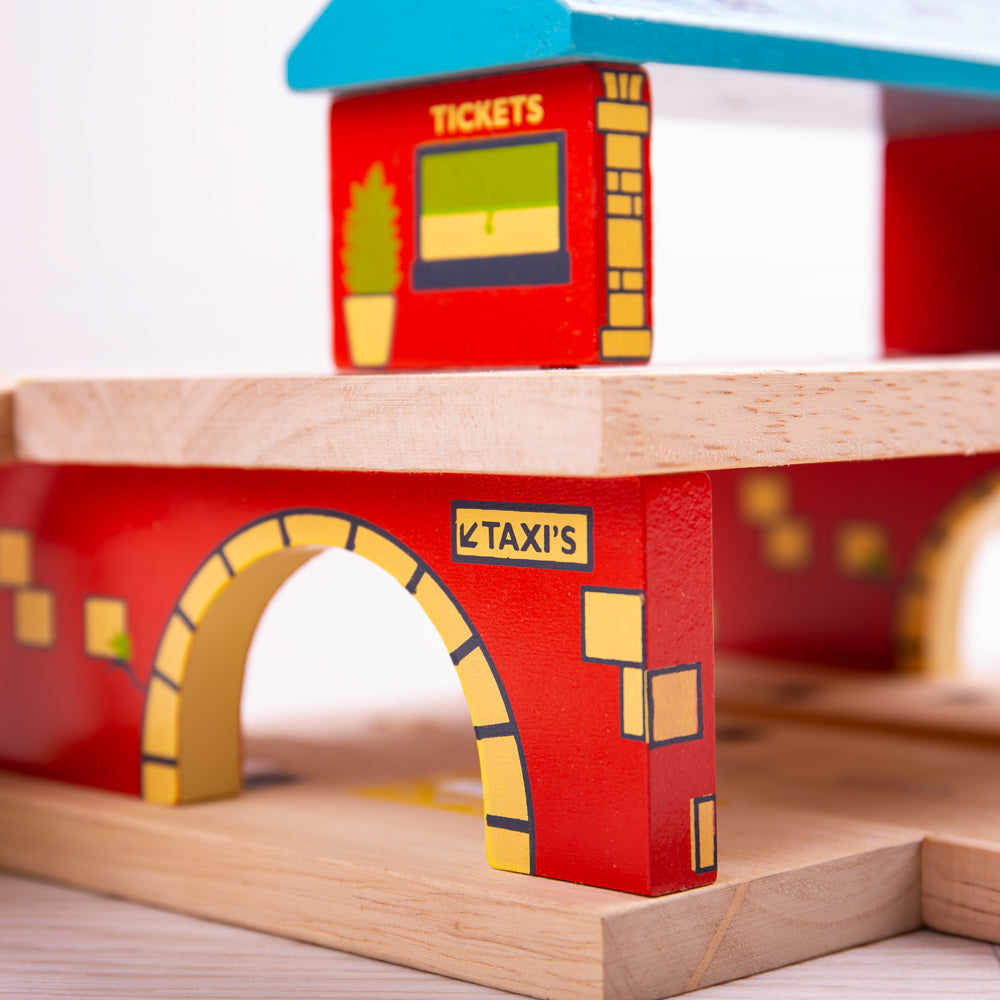 Bigjigs Rail Wooden Overground Station