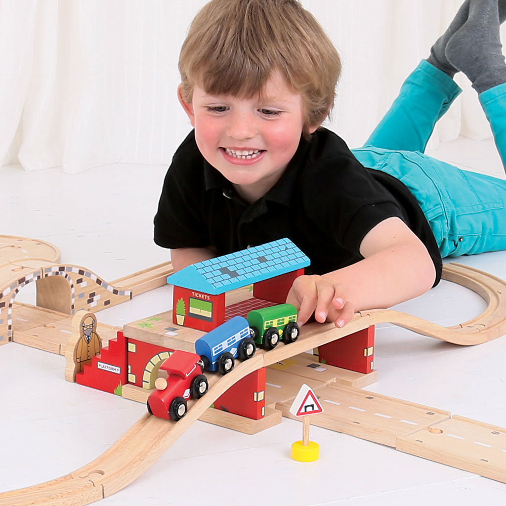 Bigjigs Rail Wooden Overground Station