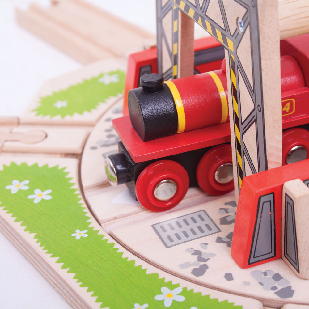 Bigjigs Rail Wooden Industrial Turntable