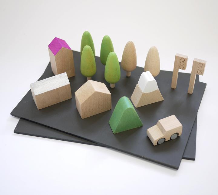 Kiko & GG Machi - Tiny Wooden Town