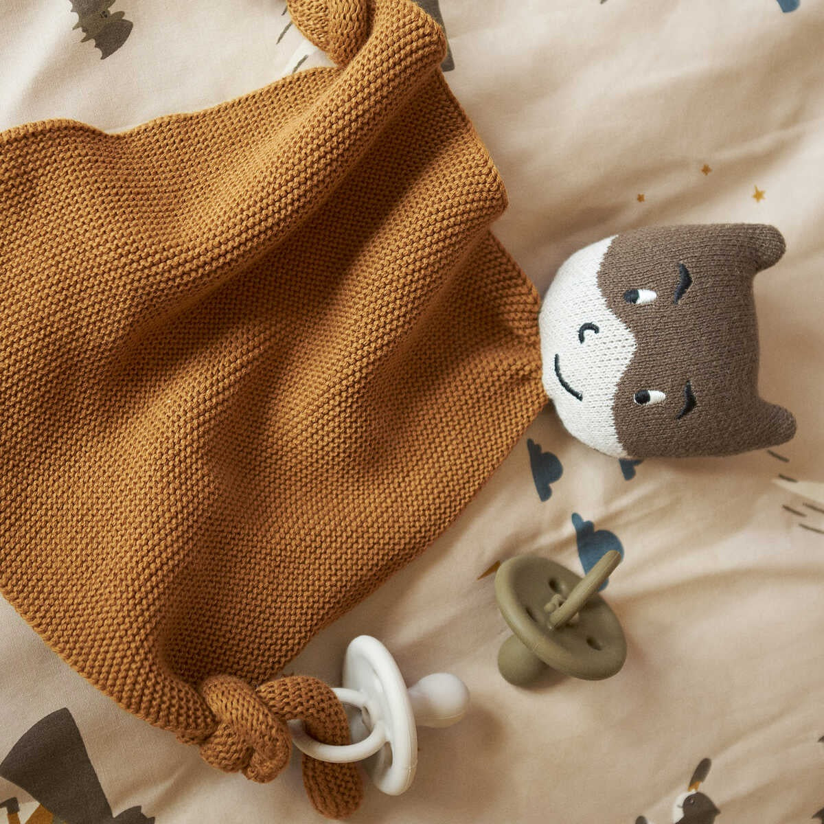 Liewood Alfie Organic Cuddle Cloth - Superhero Golden Caramel