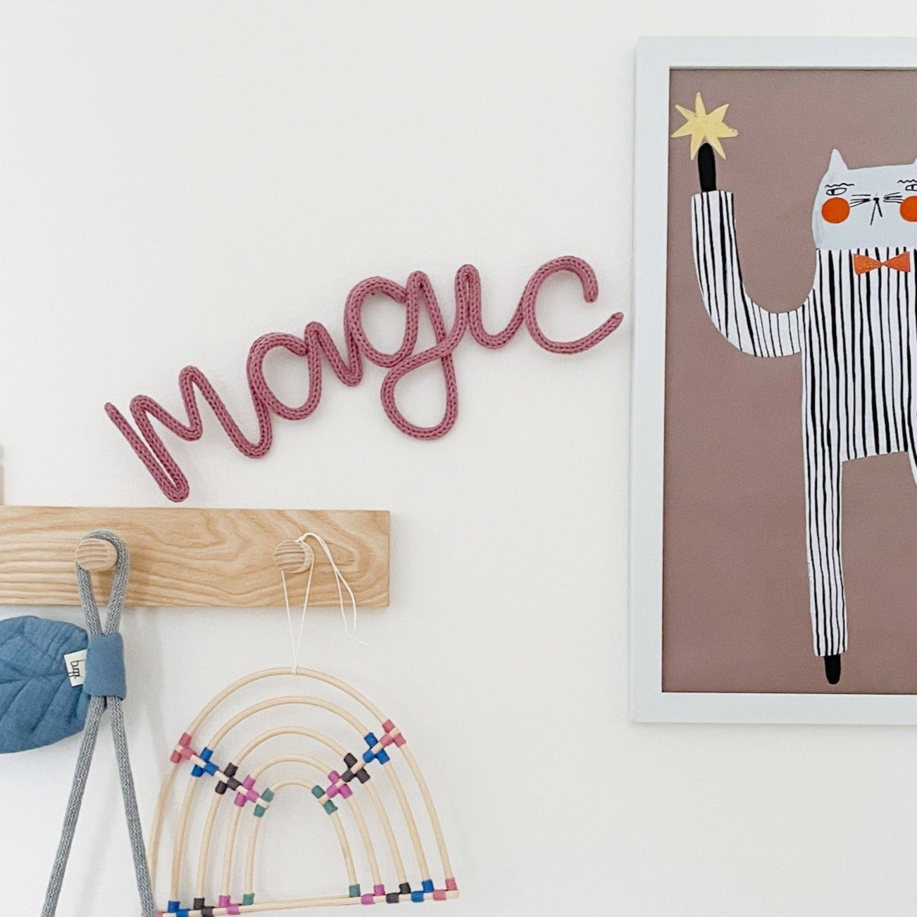 heykiddostudio 'Magic' Word Wall Sign