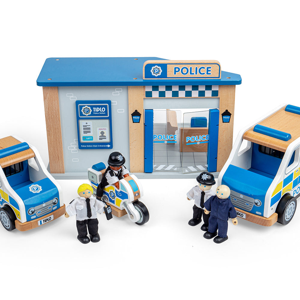 Tidlo Wooden Police Toy Bundle