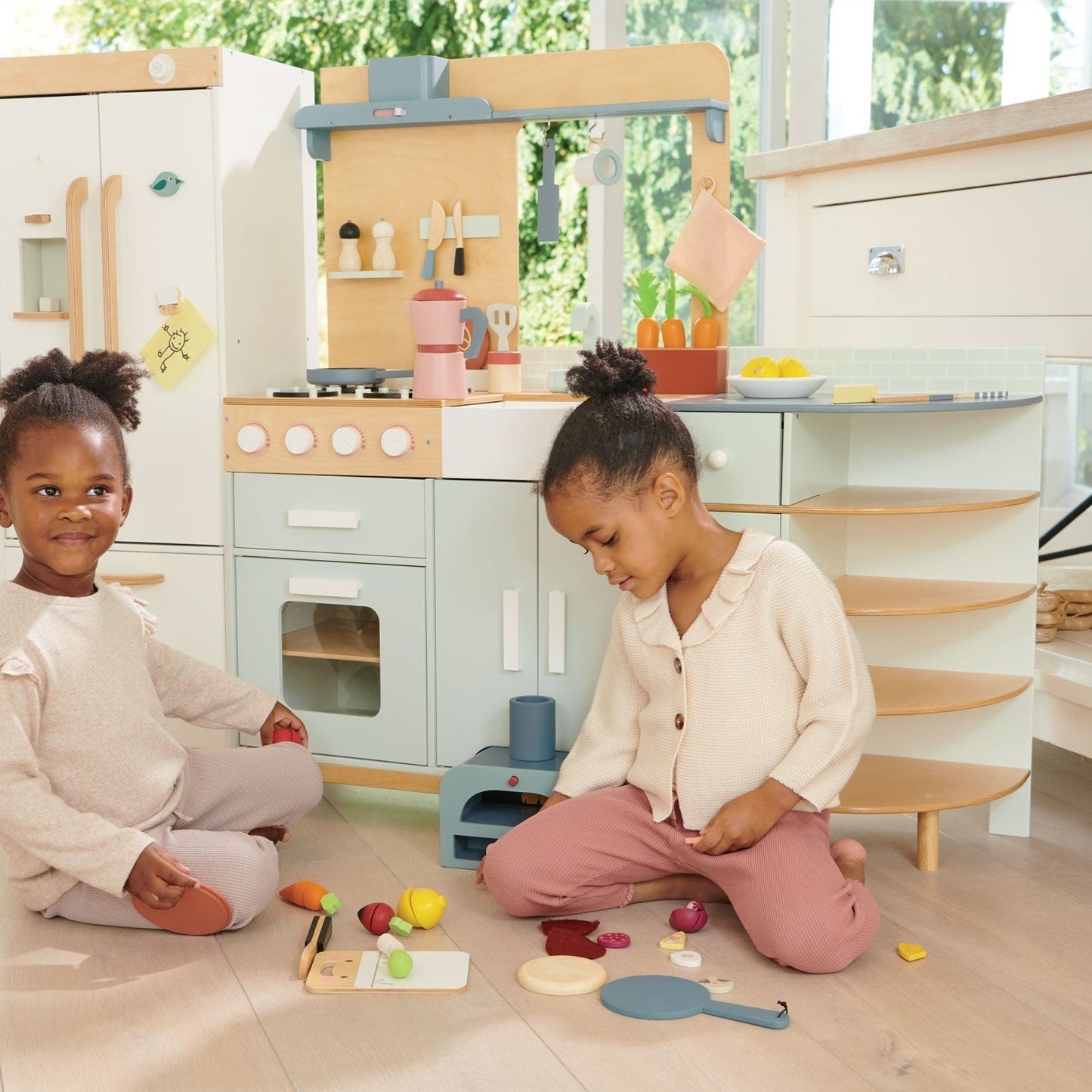 Tender Leaf Toys La Fiamma Grand Play Kitchen