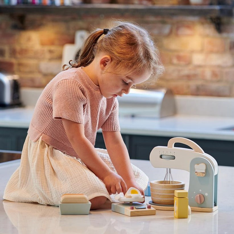 Tender Leaf Toys Home Baking Set