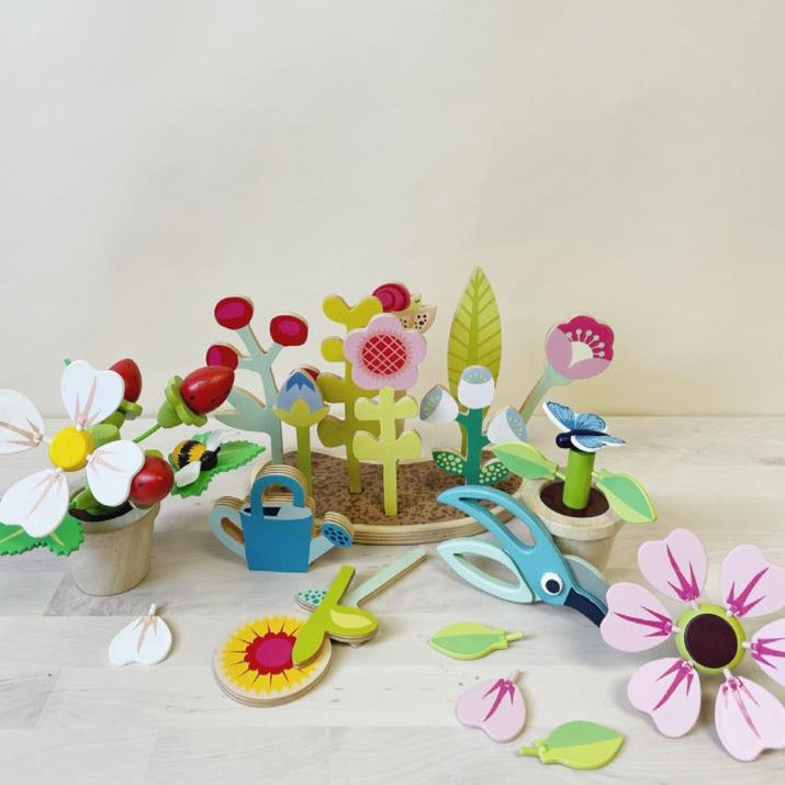 Tender Leaf Toys - Wooden Flower Bed