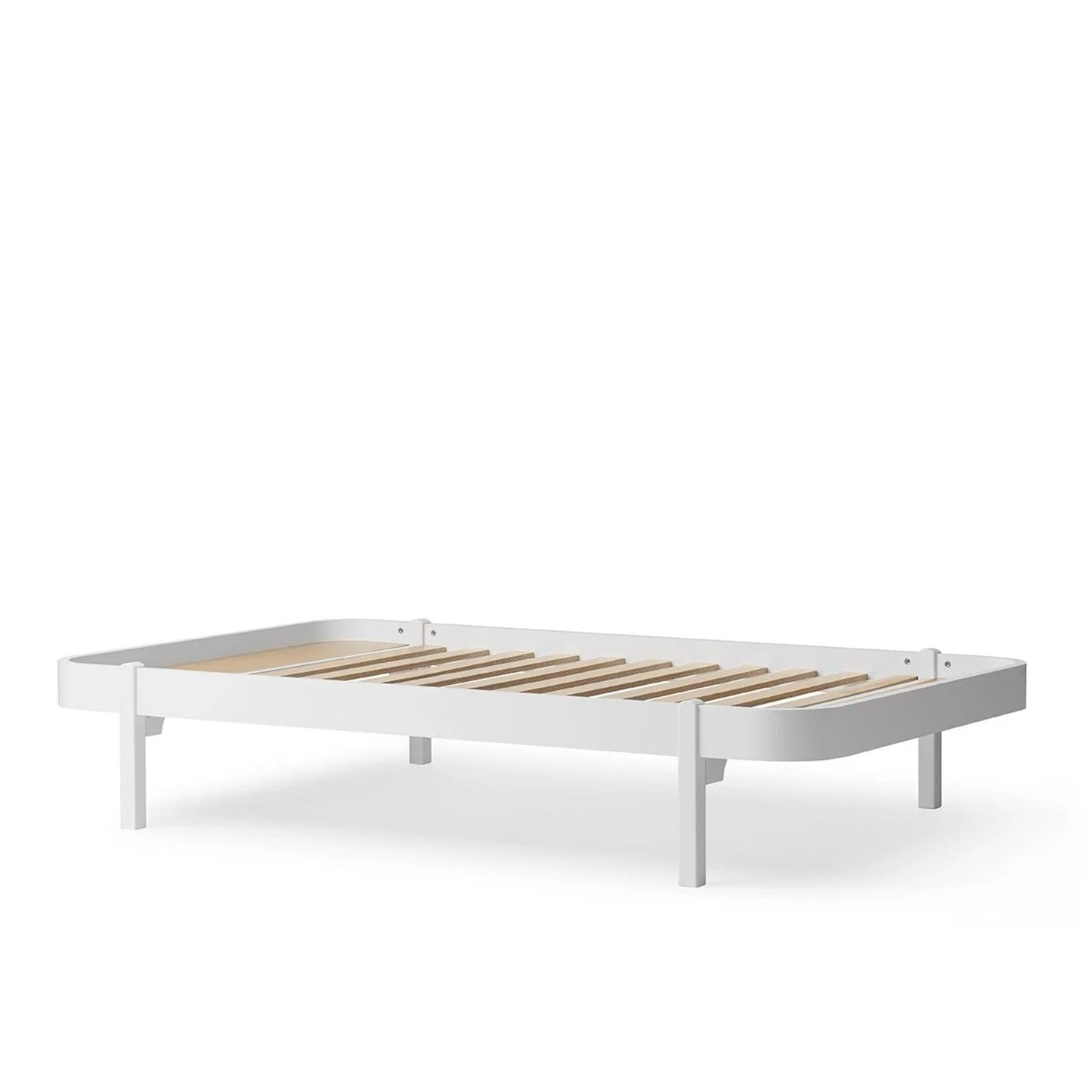 Oliver Furniture Wood Lounger Bed 120 - White