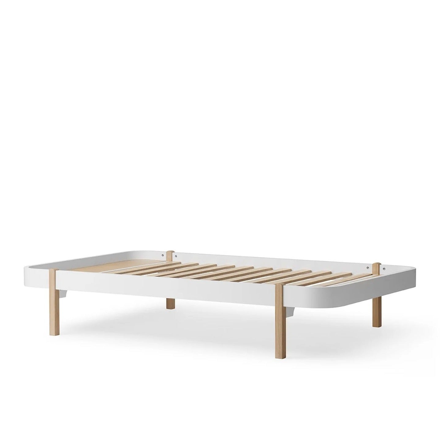Oliver Furniture Wood Lounger Bed 120 - White/Oak