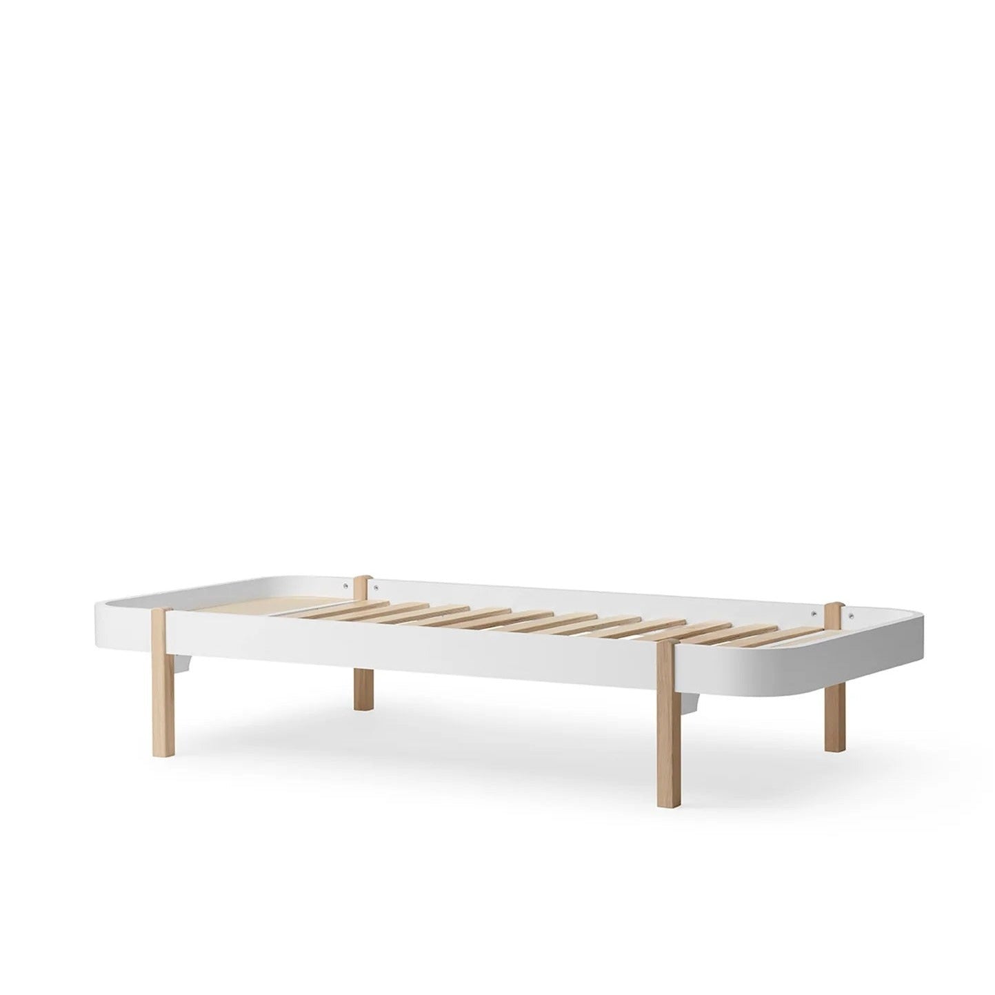 Oliver Furniture Wood Lounger Bed 90 - White/Oak