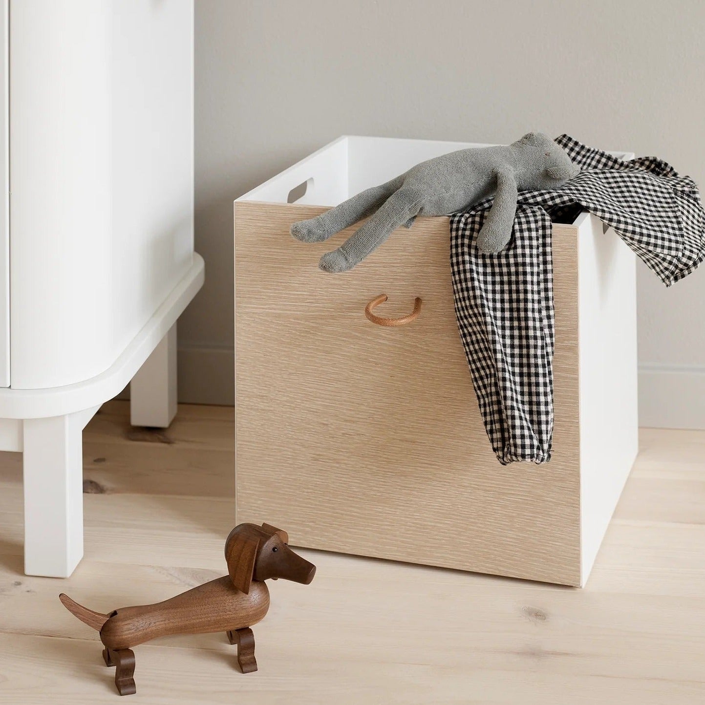 Oliver Furniture Wood Shelving Unit - 5 x 1 With Support