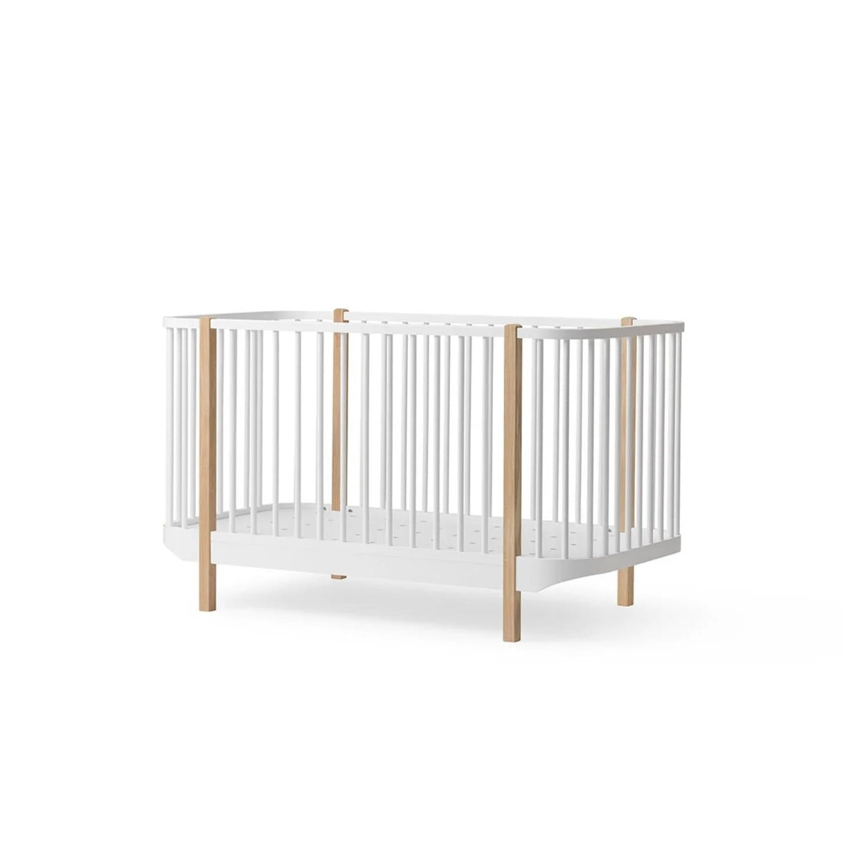 Oliver Furniture Wood Cot - White/Oak