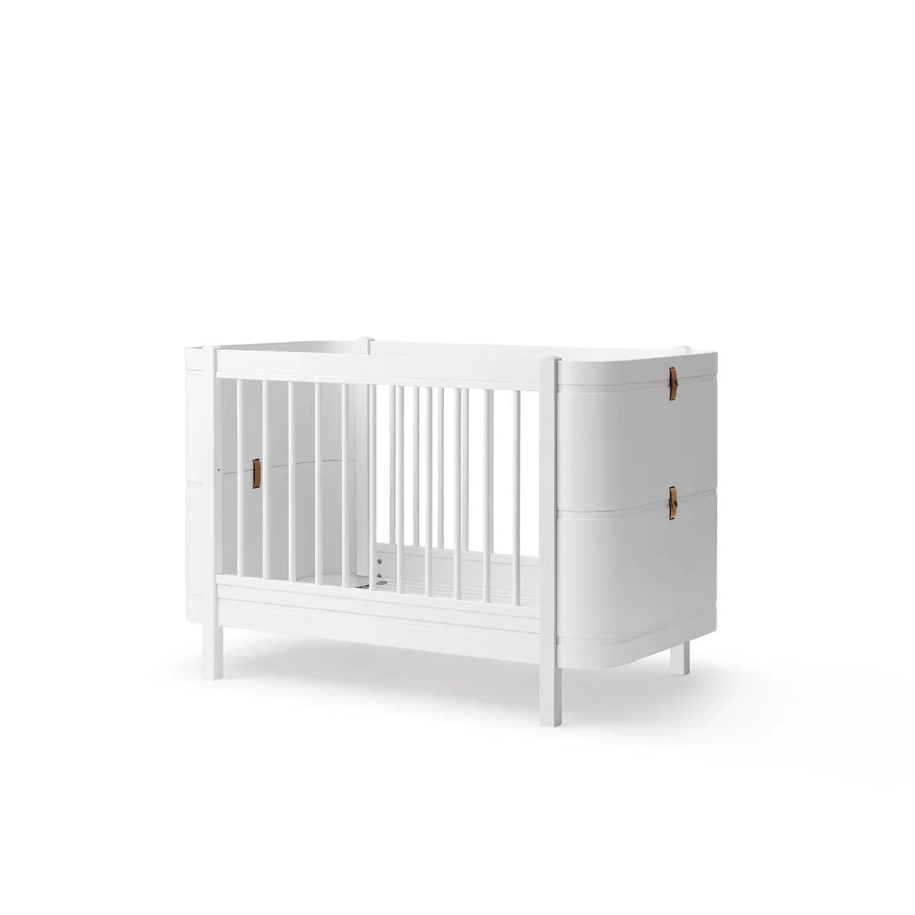 Oliver Furniture Wood Mini+ Cot Bed Incl. Junior Kit - White